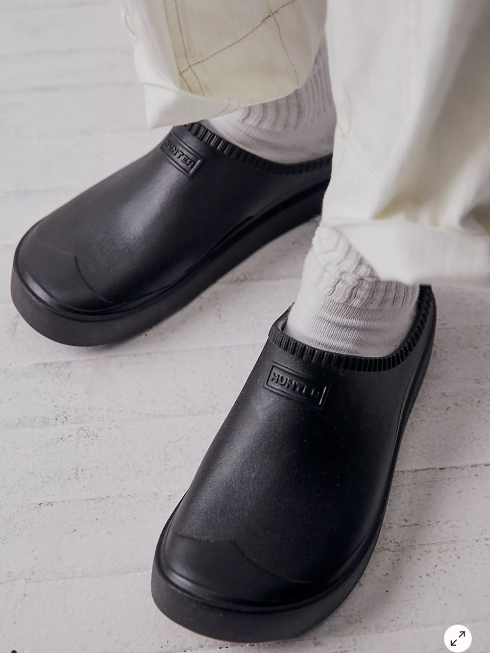 HUNTER in/Out Bloom Algae Foam Slip On Fur Lined Clogs Black Size Women’s 7
